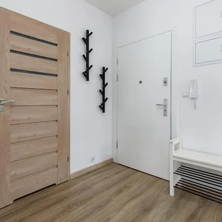 Strzelecka Center Of By Renters 科沃布热格