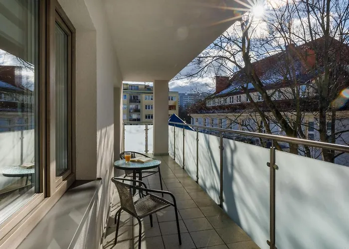 Strzelecka Center Of By Renters